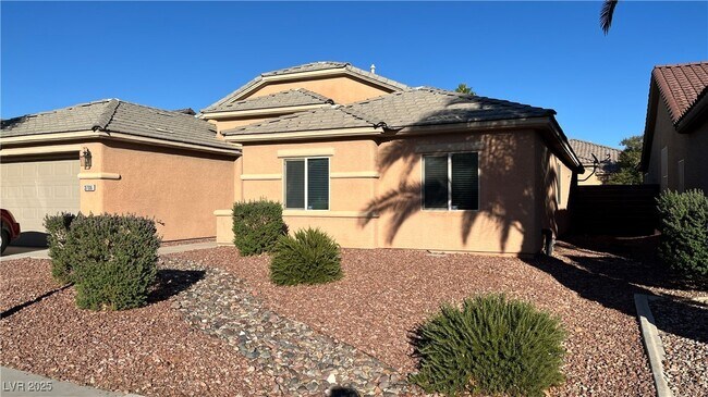 Foto del edificio - 3706 Greenfield Lakes St