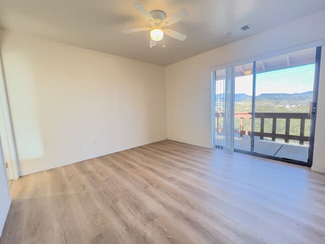 Foto del edificio - DUPLEX - CAMP VERDE