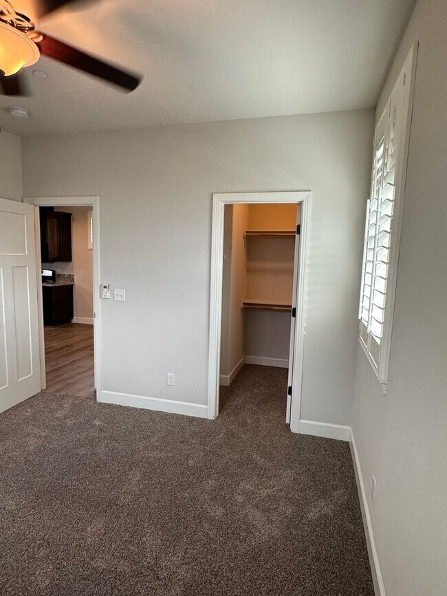 Building Photo - 3483 E Eaton Rd