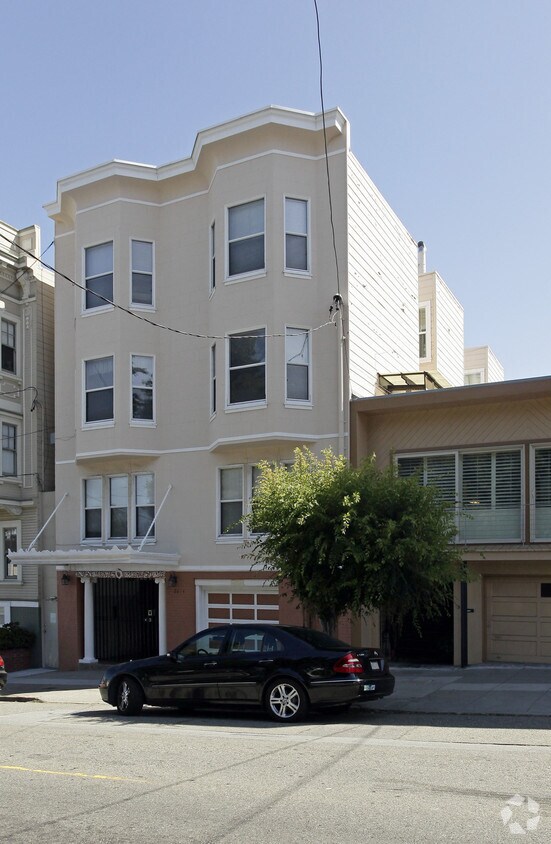 Primary Photo - 2614 Gough Street