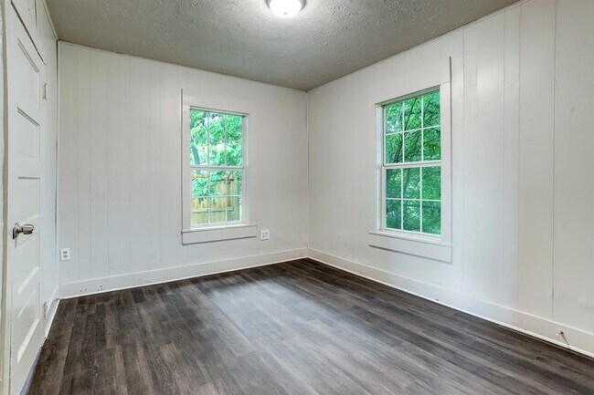 Foto del edificio - 3110 Canfield St