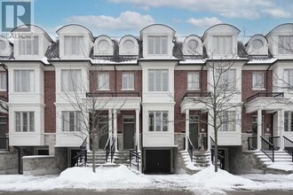 Building Photo - 9 Johnson Farm Ln