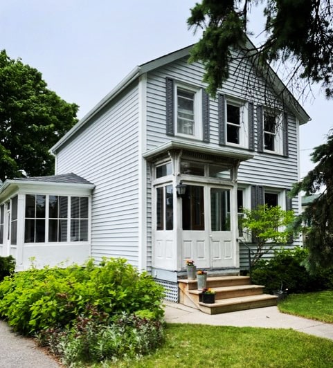 Building Photo - 371 Ontario St