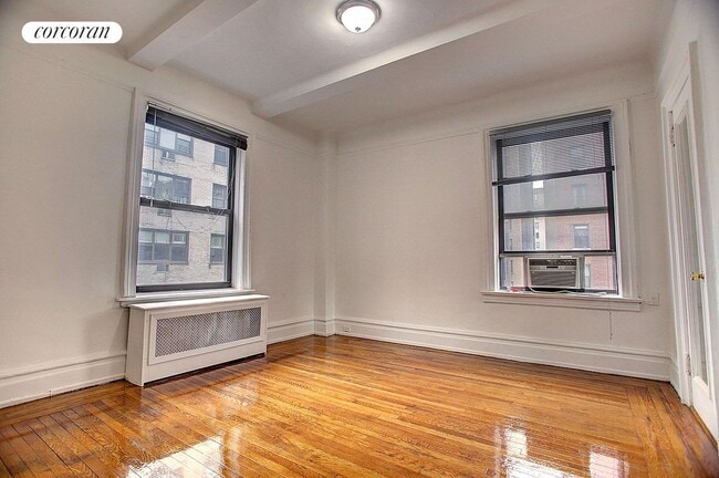 Building Photo - 315 W 102nd St