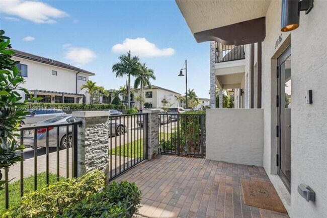 Foto del edificio - 4546 NW 83rd Ave