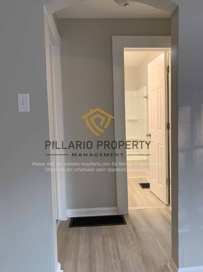 Building Photo - Newly Renovated 3 Bedroom 1 Bathroom- Ande...