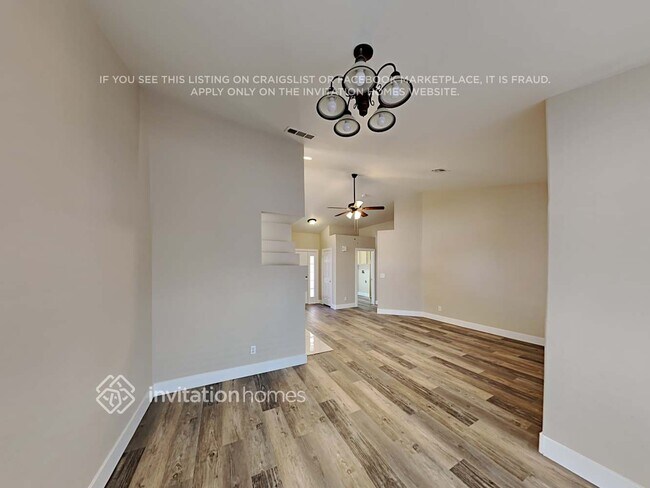 Foto del edificio - 4536 Mancilla St