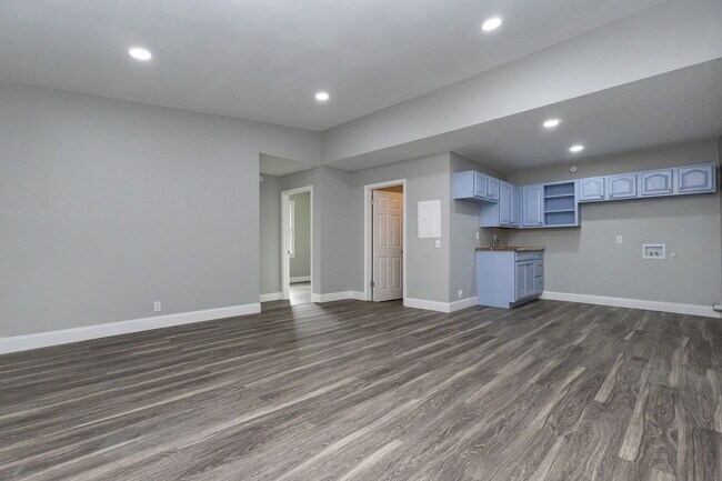 Building Photo - 3507 3rd Ave