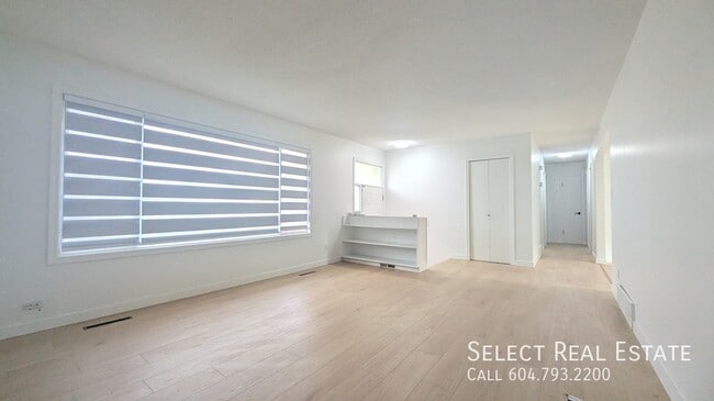 Building Photo - 46050 Camrose Ave