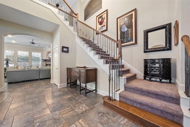 Foto del edificio - 1923 Graystone Hills Dr