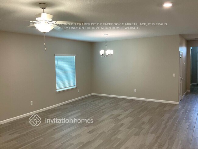 Foto del edificio - 11310 Oyster Creek Rd