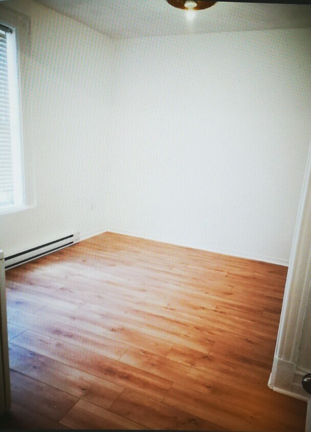 Bedroom - 979 Rue Saint-André
