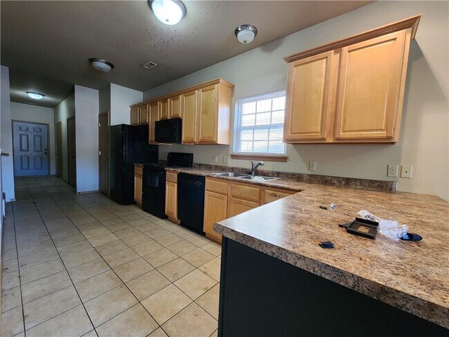 Foto del edificio - 3147 W Old Farmington Rd