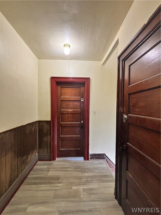 Foto del edificio - 215 Ludington St