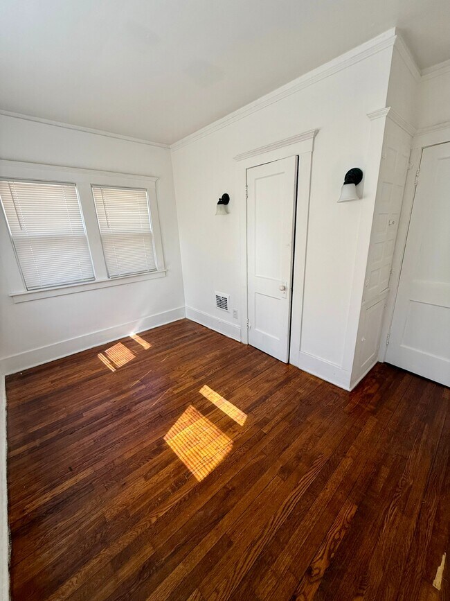 Foto del edificio - 2269 Clairmount St