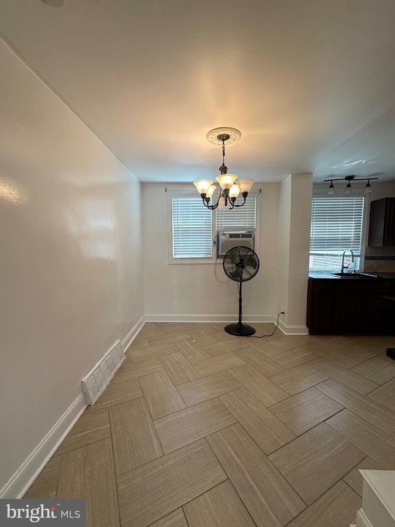 Foto del edificio - 3903 Claridge St