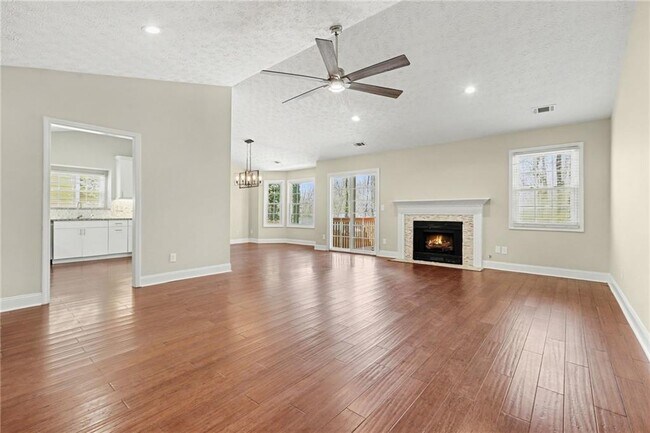 Foto del edificio - 4207 Harris Ridge Ct