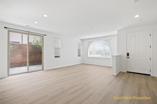 Building Photo - 89 Henson