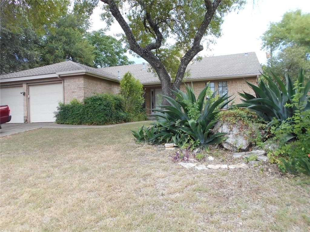 Primary Photo - 4008 Balcones Woods Dr
