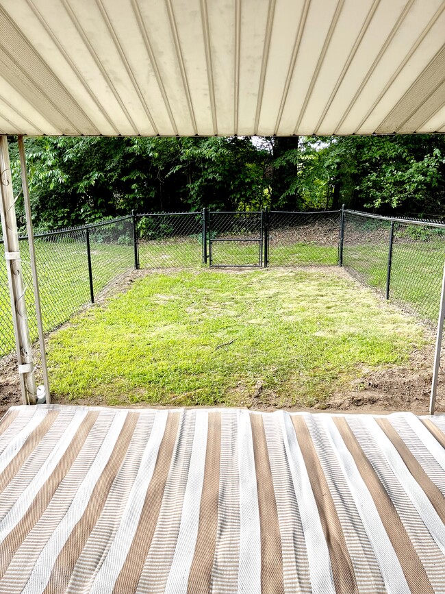 Building Photo - 297 Nokomis Dr