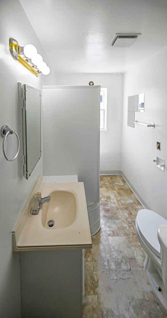 Foto del edificio - 726 98th Ave NE