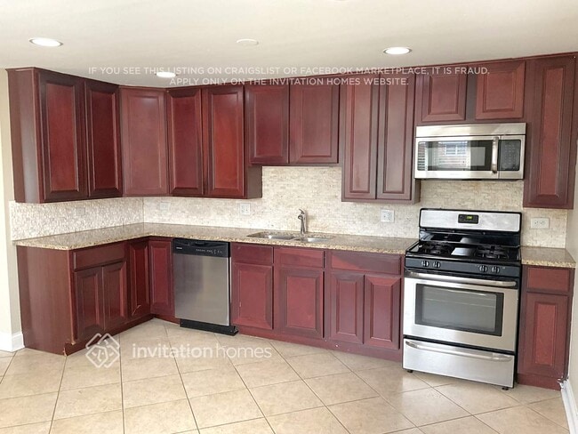 Building Photo - 6830 176th St