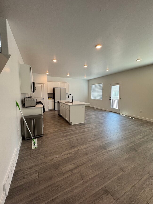 Building Photo - 3846 S Bismark Peak Dr