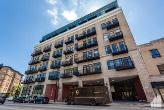 Building Photo - 1645 W Ogden Ave