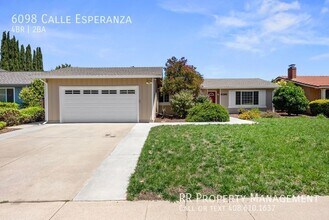 Building Photo - 6098 Cll Esperanza