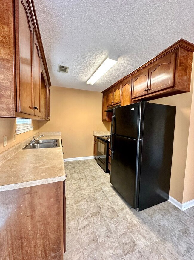 Foto del edificio - 11424 Oak Arbor Way