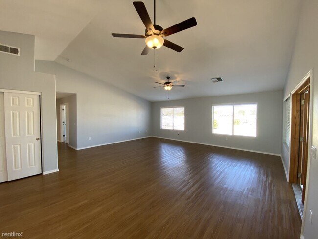 Building Photo - 4 br, 2 bath House - 15712 East Chandler H...