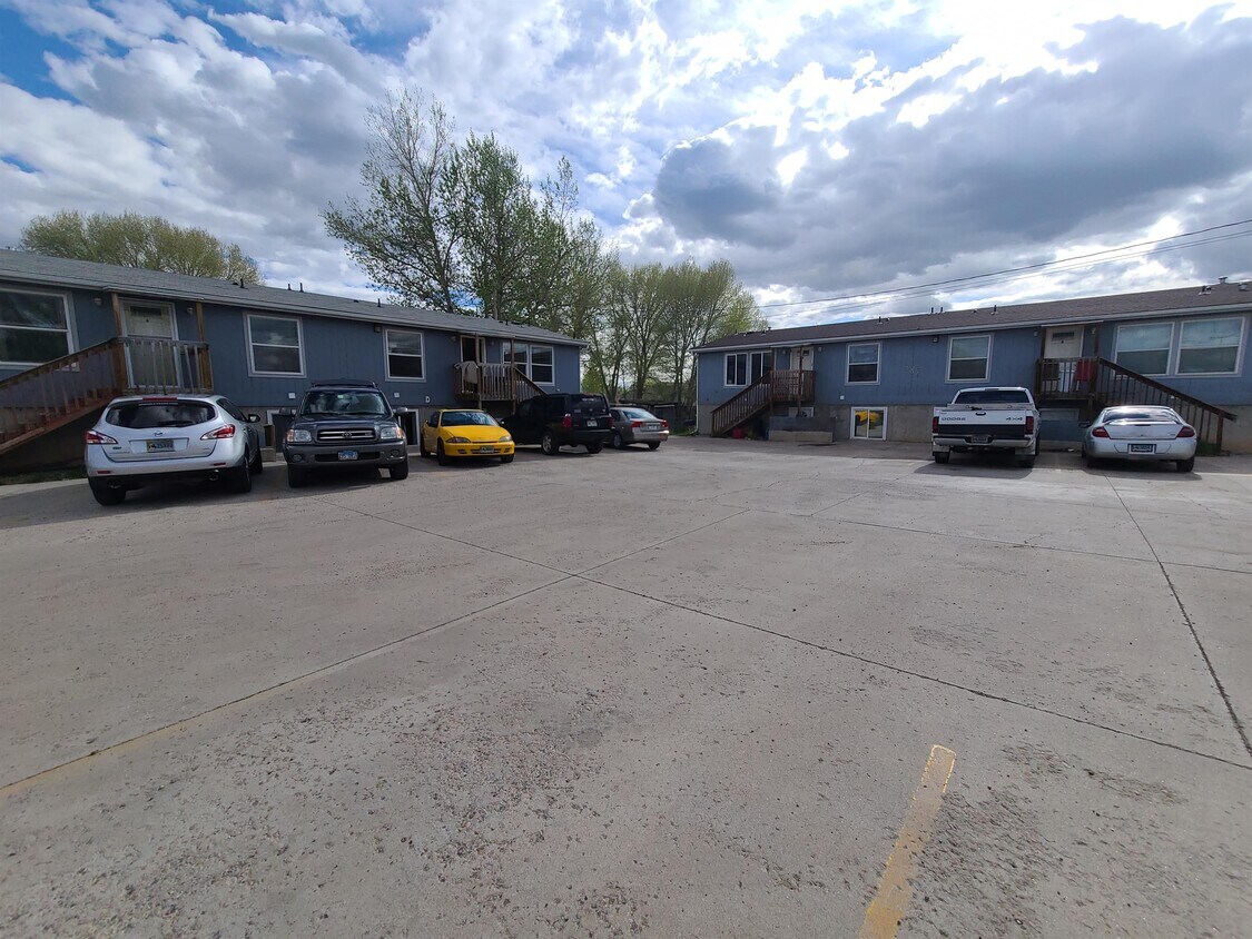 Primary Photo - 388 N Buchanan St