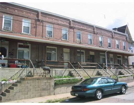 Primary Photo - 611-617 1/2 Climax St