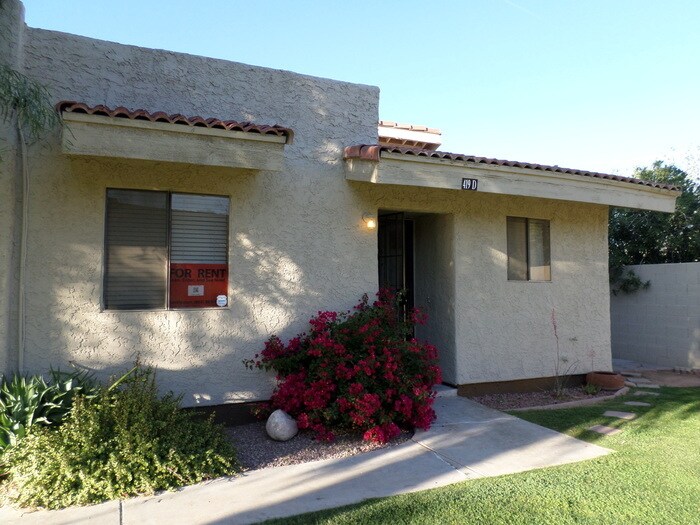 Primary Photo - 419 E. Cullumber # D--MOVE IN READY -- GOR...