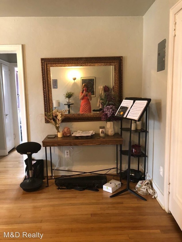 Foto principal - 5851 Morrowfield Ave