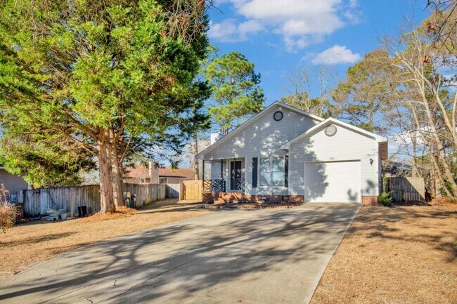 Foto del edificio - 3681 Highgate Dr