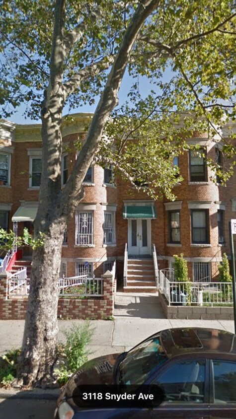 Primary Photo - 3115 Snyder Ave