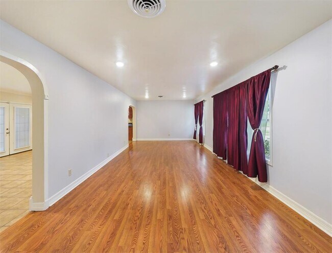 Foto del edificio - 11414 Endicott Ln