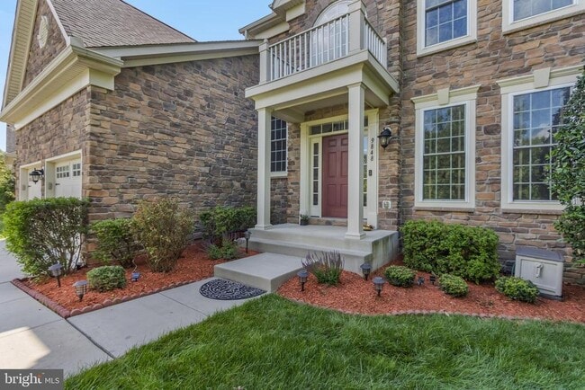 Building Photo - 9848 Shaded Day