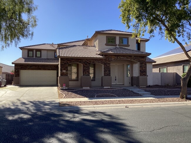 Building Photo - 14223 W Jenan Dr