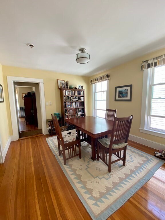Foto del edificio - 299 Savin Hill Ave