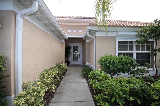 Foto del edificio - 6428 Waverly Green Way