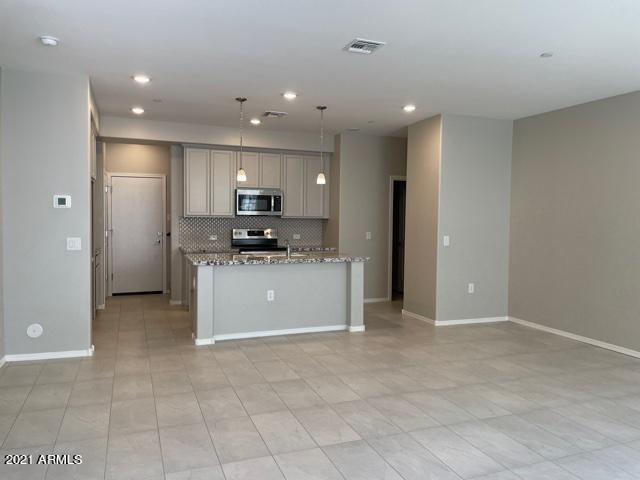 Building Photo - 2661 S Sulley Dr