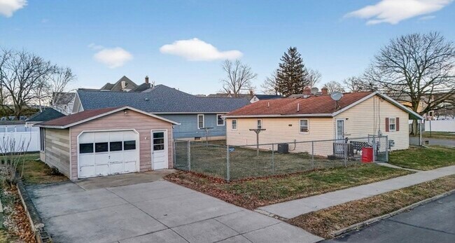 Foto del edificio - 426 S Wilbur Ave