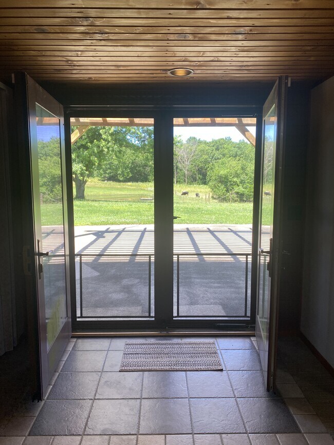 Foto del edificio - 20698 Wilkes Creek Rd