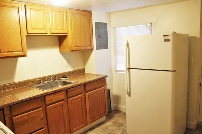 Foto del edificio - 217-219 E Preston St