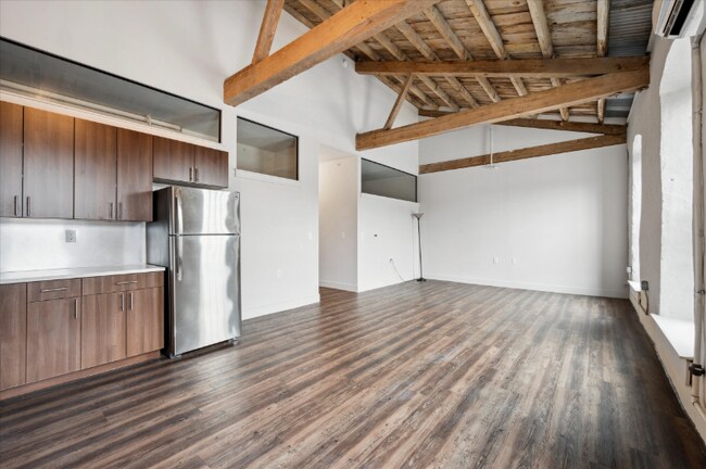 Foto del edificio - 3715 Main St