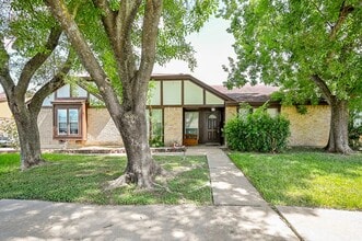 Building Photo - 19226 Plantain Dr