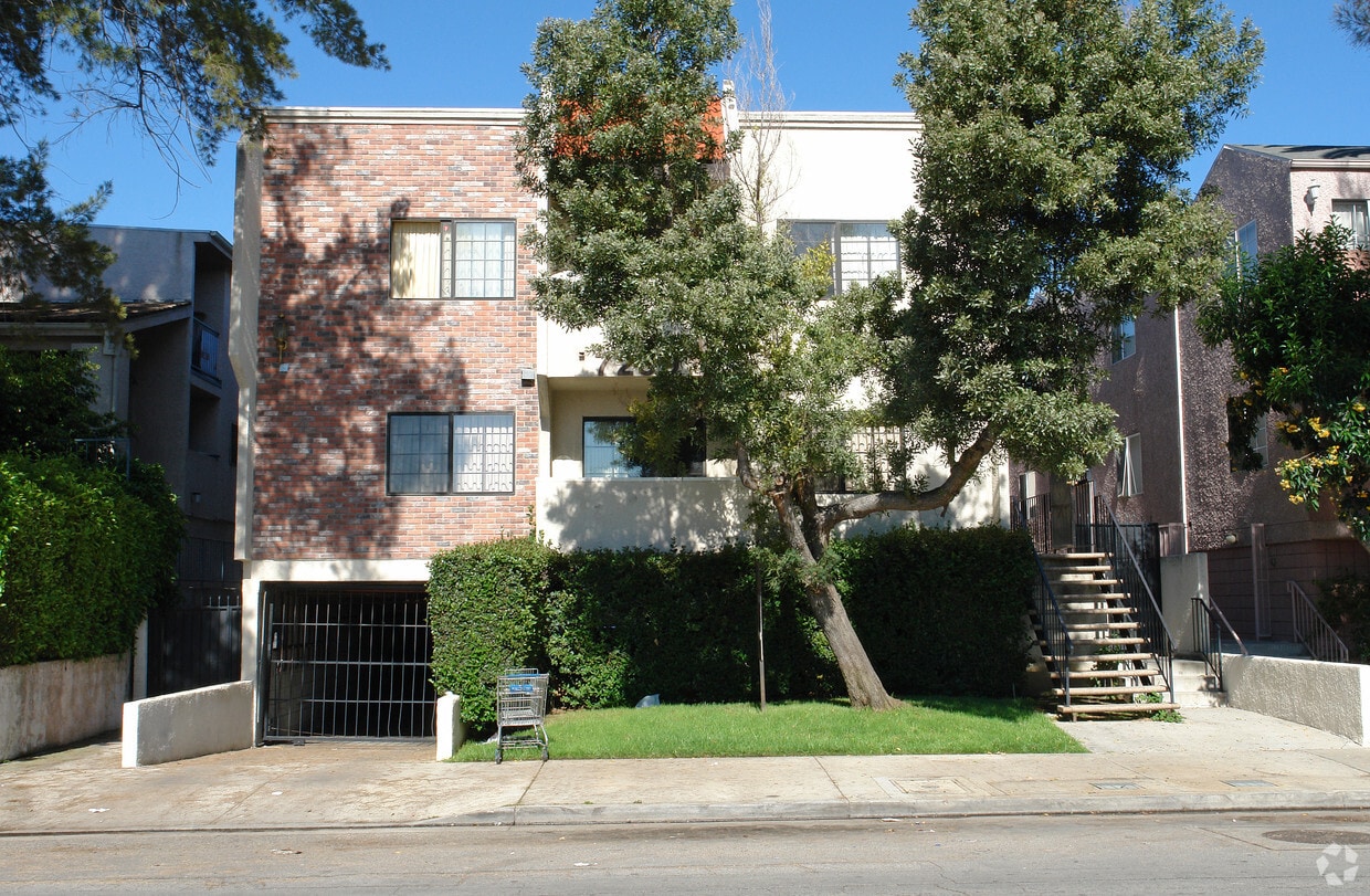 Primary Photo - 7259 Baird Ave