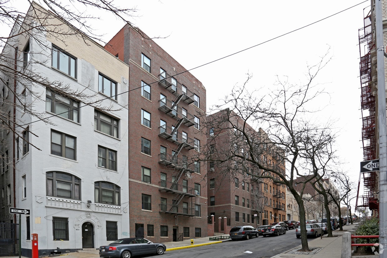Building Photo - 631 W 152nd St